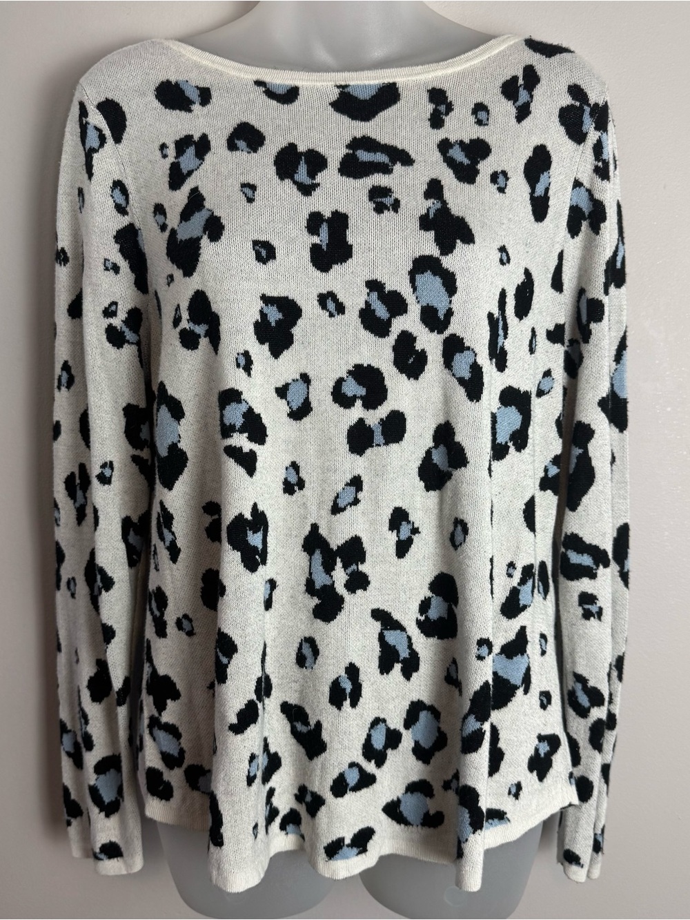 Chico's Leopard Animal Print Boat Neck Sweater Size Large